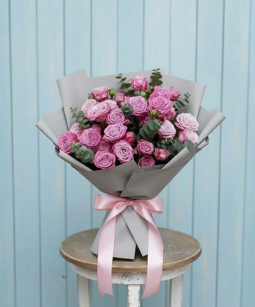 Букет цветов из: Розы в Шигоны