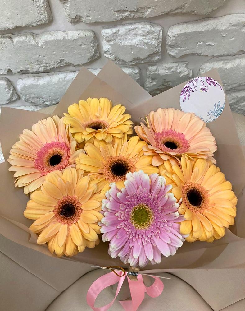 Букет цветов из: Герберы в Шигоны