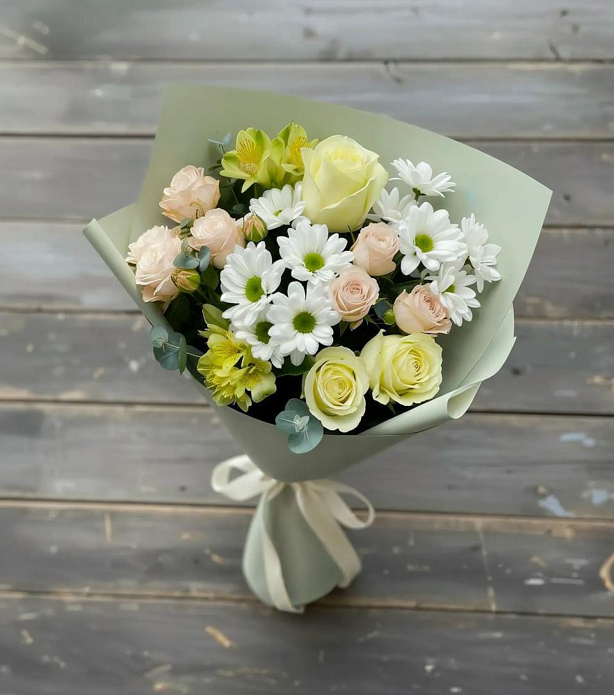 Букет цветов из: Альстромерии, Розы и Хризантемы в Шигоны