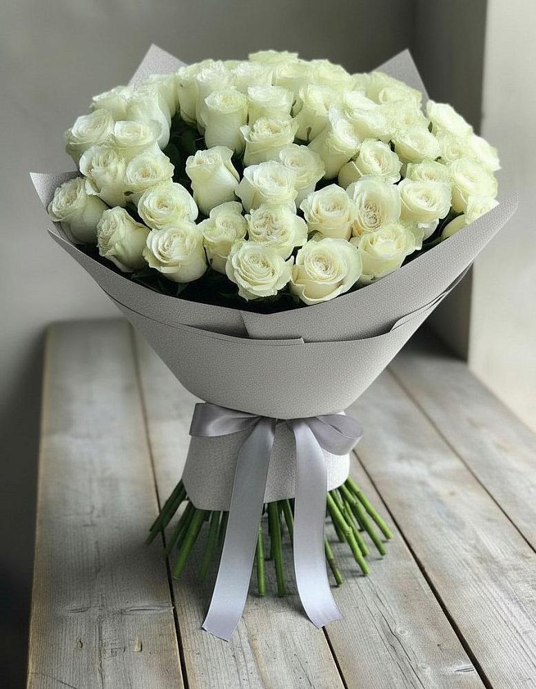 Букет 35 Белых роз в Шигоны