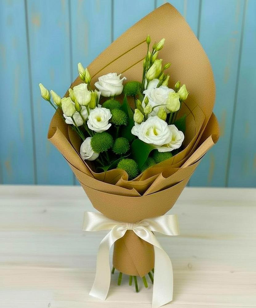 Букет цветов из: Хризантемы и Лизиантусы в Шигоны