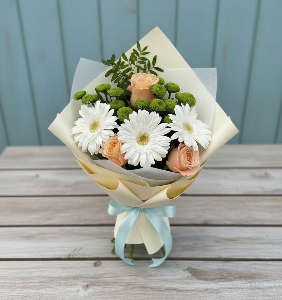 Букет цветов из: Герберы, Розы и Хризантемы в Шигоны