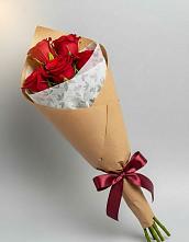 Букет цветов из:  Розы в Шигоны