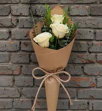 Букет цветов из:  Розы в Шигоны