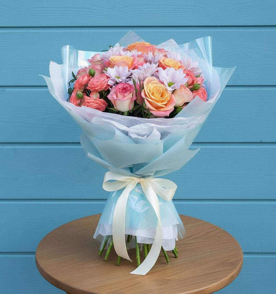 Букет цветов из: Хризантемы и Розы в Шигоны