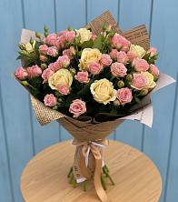 Букет цветов из:  Розы в Шигоны