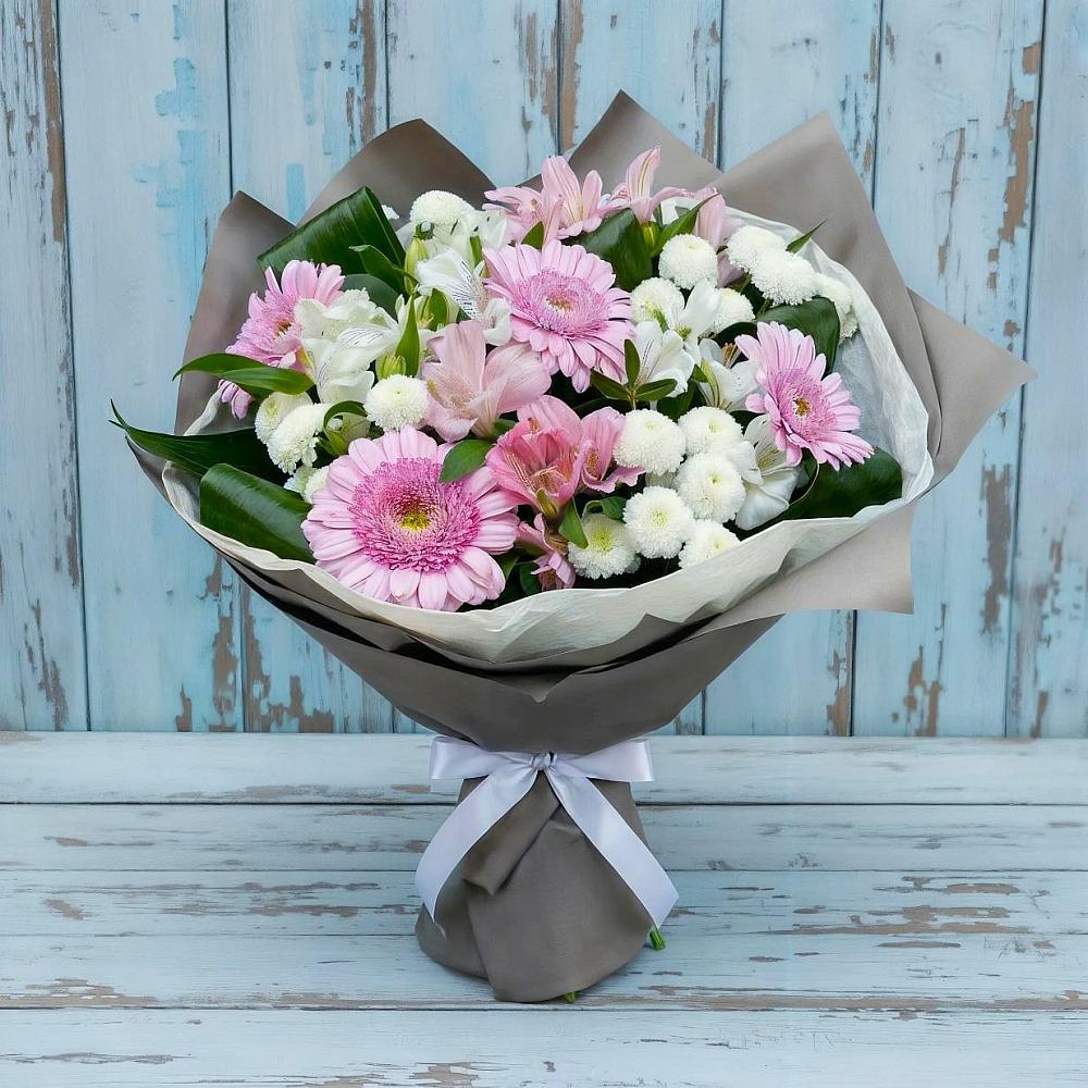 Букет цветов из: Герберы, Альстромерии и Хризантемы в Шигоны