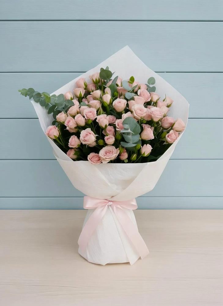 Букет цветов из: Розы в Шигоны