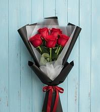 Букет цветов из:  Розы в Шигоны
