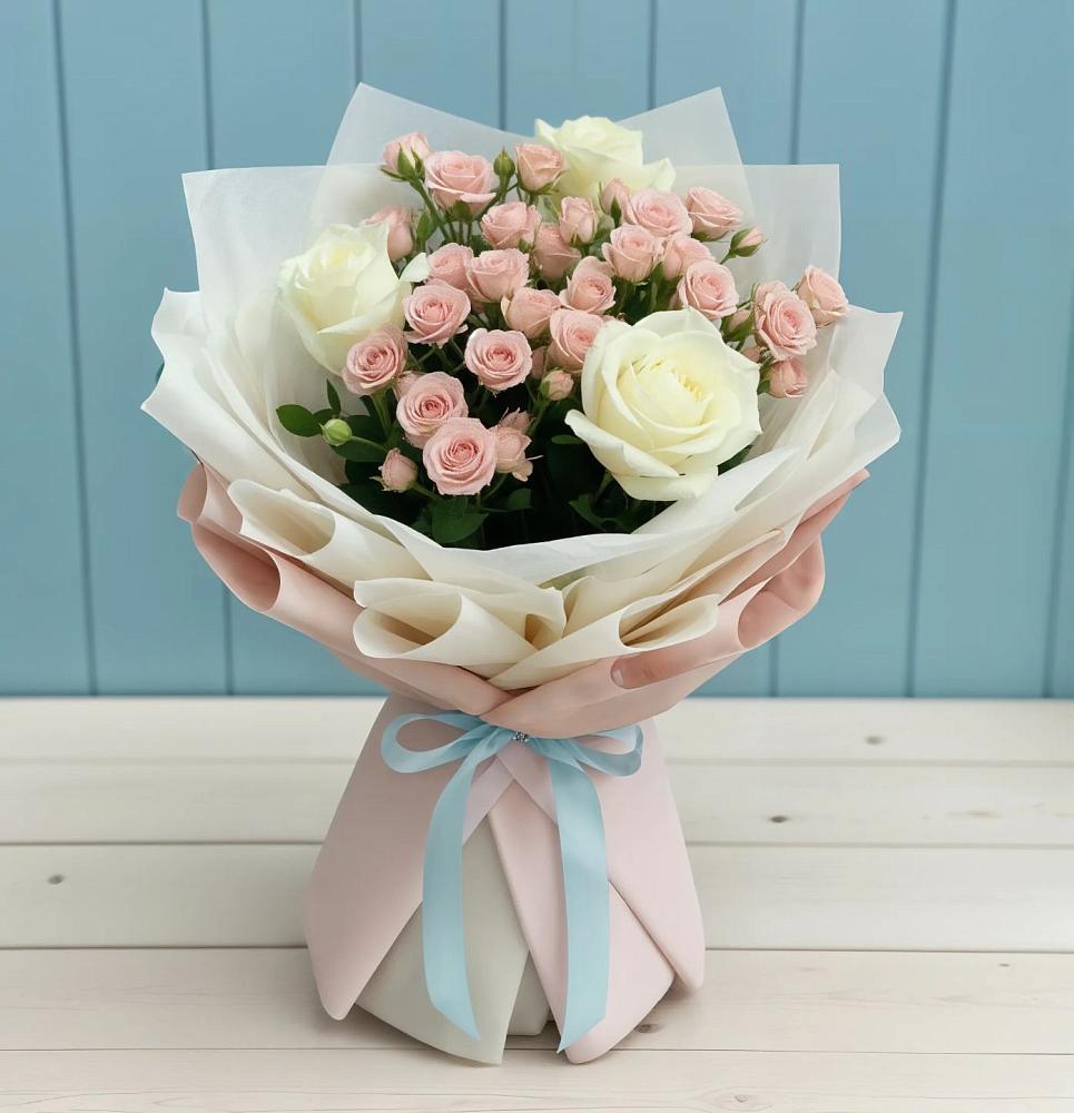 Букет цветов из: Розы в Шигоны