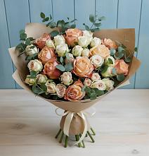 Букет цветов из:  Альстромерии и Розы в Шигоны