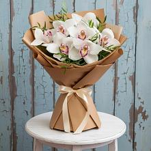 Букет цветов из:  Орхидеи и Розы в Шигоны